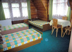 Mokyklos jaunimo nakvynės namai Zakopanė, Lenkijos kalnai 01