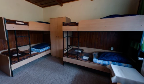 Kambariai keliems asmenims